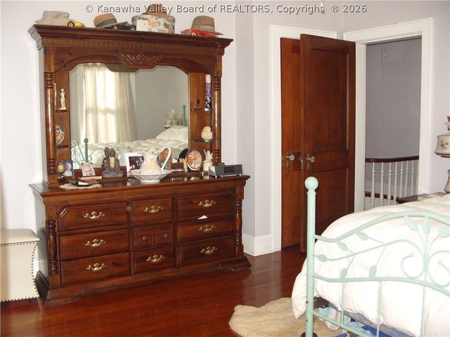 410 Ferry Street, Montgomery, WV 25136