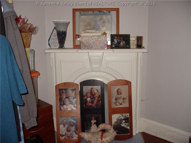 410 Ferry Street, Montgomery, WV 25136