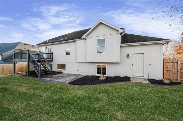 10118 Miller Lane, Kansas City, KS 66109