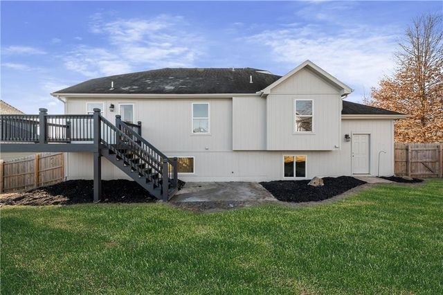 10118 Miller Lane, Kansas City, KS 66109