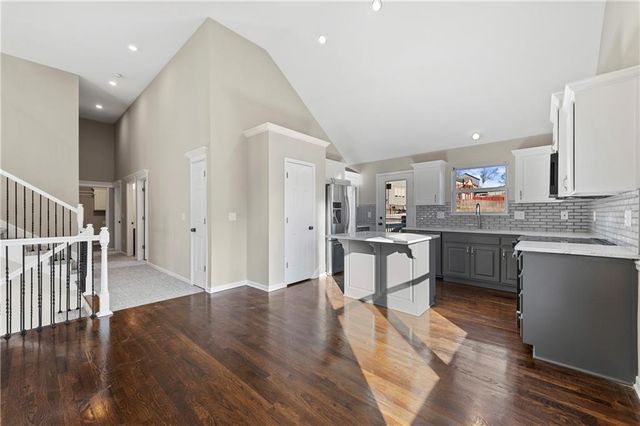 10118 Miller Lane, Kansas City, KS 66109