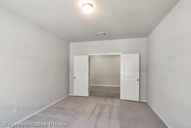 322 Legacy Point Drive, Sealy, TX 77474