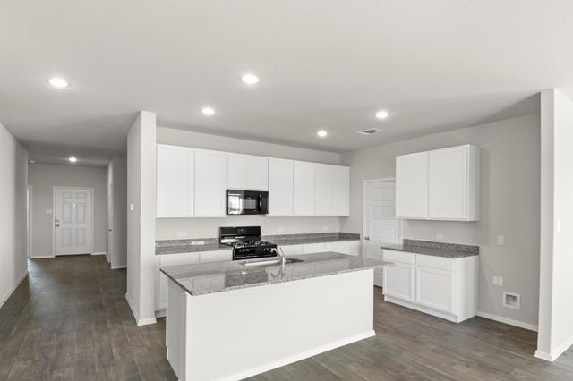 322 Legacy Point Drive, Sealy, TX 77474