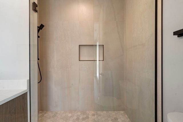 2351 W Flournoy Street 302, Chicago, IL 60612