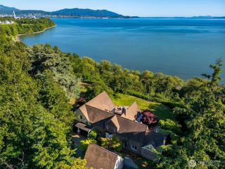 3851 Cliffside Drive, Bellingham, WA 98225