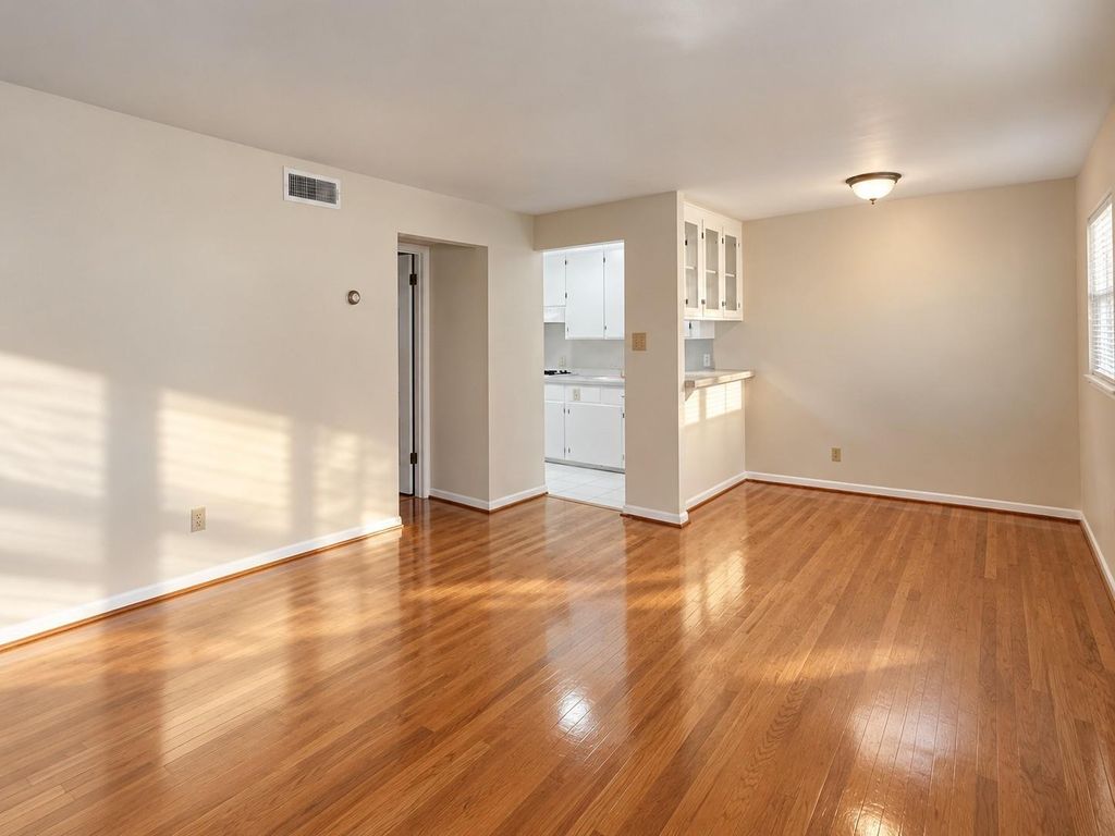 3420 Mount Vernon Street 4, Houston, TX 77006