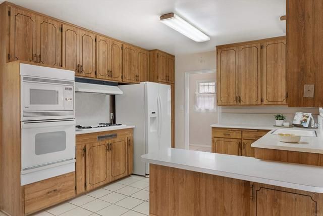 3868 Bass Street, La Mesa, CA 91941