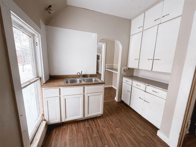 2505 Jefferson Street, Muskegon Heights, MI 49444