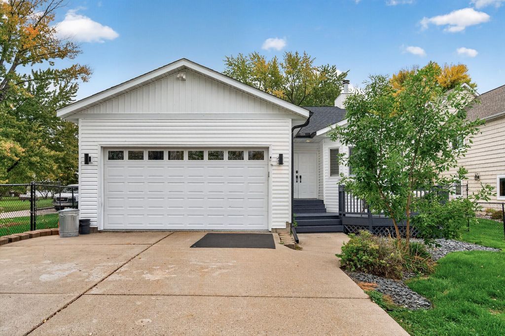 1055 N Shore Drive, Forest Lake, MN 55025 — photo 4