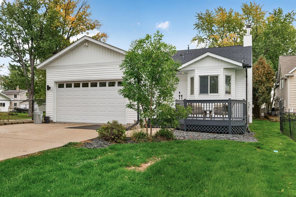 1055 N Shore Drive, Forest Lake, MN 55025 — photo 5