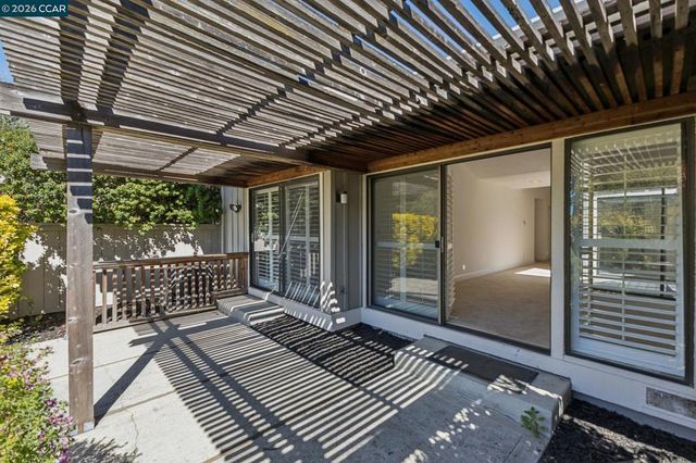 2137 Presidio Ct, Danville, CA 94526