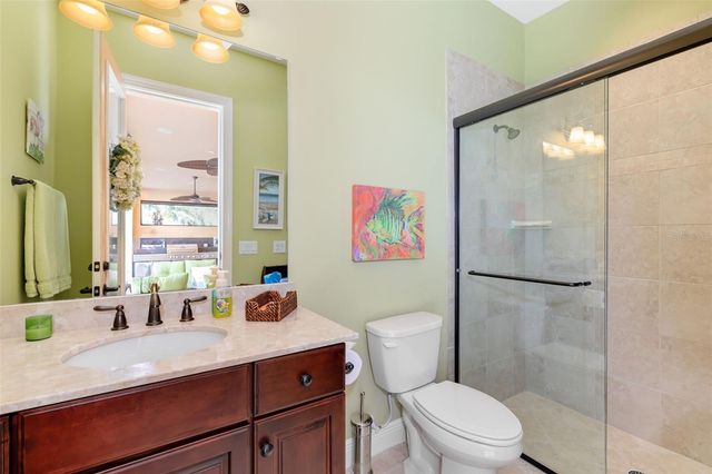 5216 LAKE OVERLOOK AVENUE, Bradenton, FL 34208