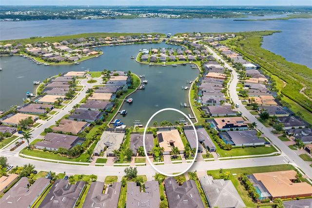 5216 LAKE OVERLOOK AVENUE, Bradenton, FL 34208