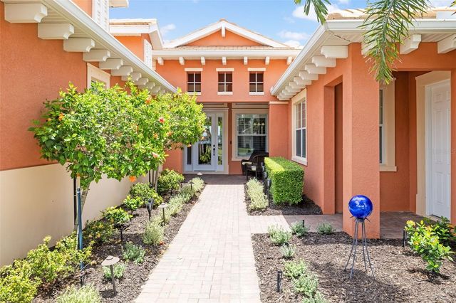 5216 LAKE OVERLOOK AVENUE, Bradenton, FL 34208