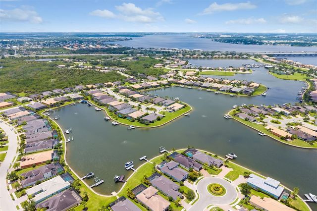5216 LAKE OVERLOOK AVENUE, Bradenton, FL 34208
