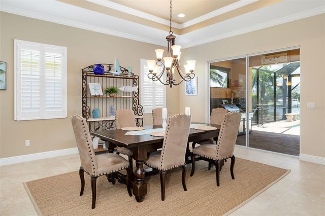 5216 LAKE OVERLOOK AVENUE, Bradenton, FL 34208