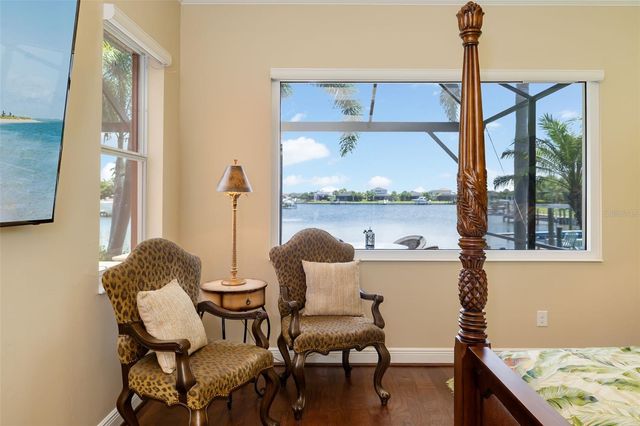 5216 LAKE OVERLOOK AVENUE, Bradenton, FL 34208