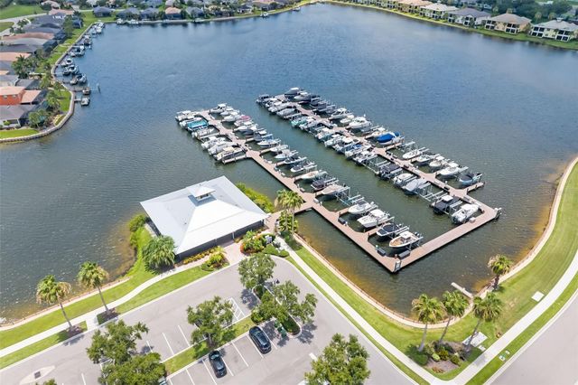 5216 LAKE OVERLOOK AVENUE, Bradenton, FL 34208