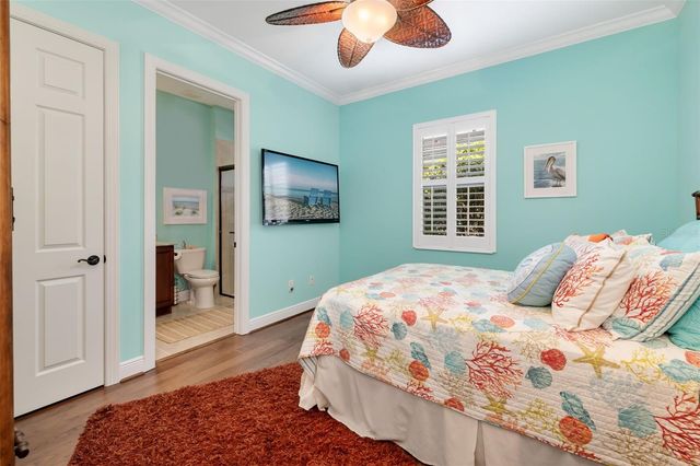5216 LAKE OVERLOOK AVENUE, Bradenton, FL 34208