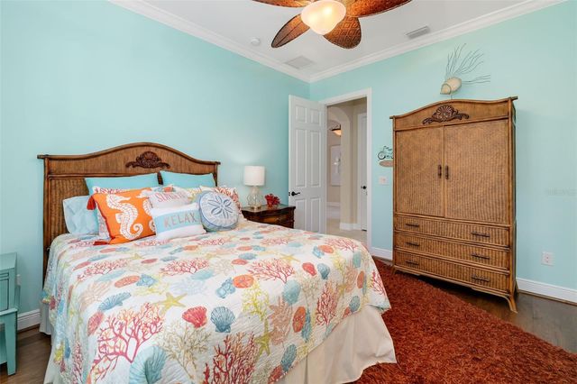 5216 LAKE OVERLOOK AVENUE, Bradenton, FL 34208