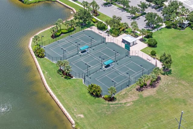 5216 LAKE OVERLOOK AVENUE, Bradenton, FL 34208