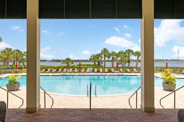 5216 LAKE OVERLOOK AVENUE, Bradenton, FL 34208