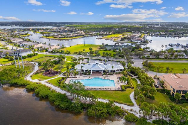 5216 LAKE OVERLOOK AVENUE, Bradenton, FL 34208