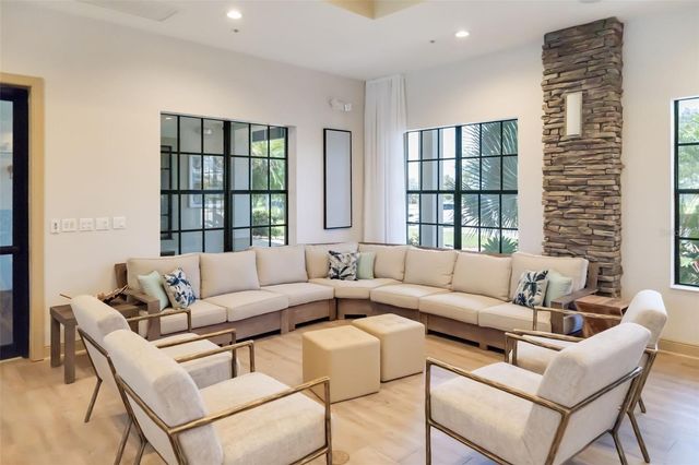 5216 LAKE OVERLOOK AVENUE, Bradenton, FL 34208
