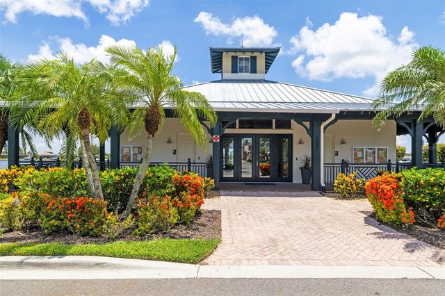 5216 LAKE OVERLOOK AVENUE, Bradenton, FL 34208