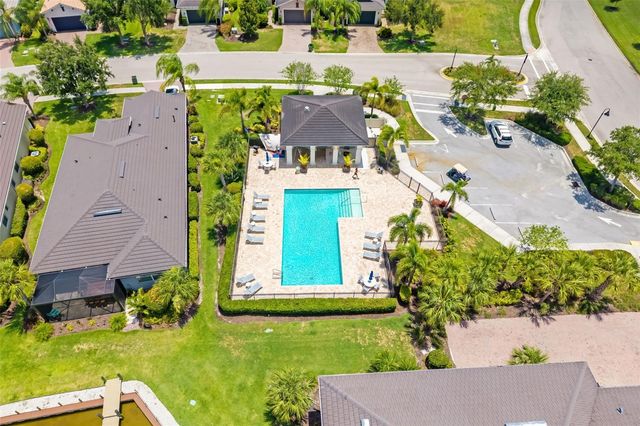 5216 LAKE OVERLOOK AVENUE, Bradenton, FL 34208