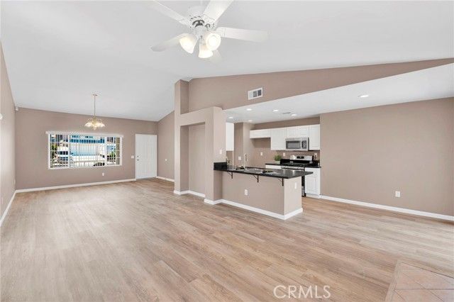 14334 Chamberlain, Victorville, CA 92394