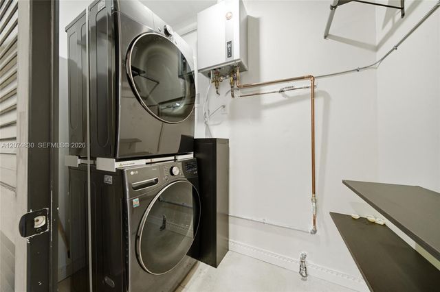 12025 NE 5th Avenue 12025, Biscayne Park, FL 33161