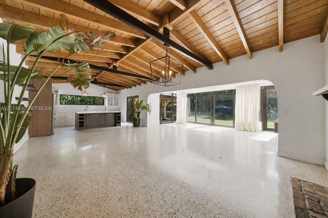 12025 NE 5th Avenue 12025, Biscayne Park, FL 33161
