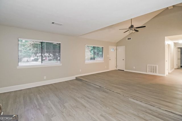 10084 Silent Trail, Jonesboro, GA 30238