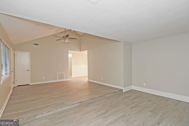 10084 Silent Trail, Jonesboro, GA 30238