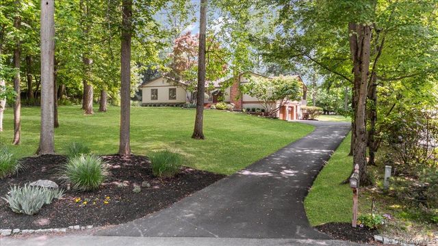 20 Aberdeen Drive, West Nyack, NY 10994