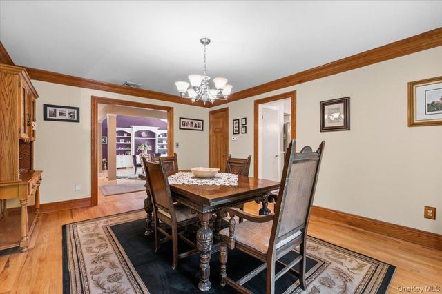 20 Aberdeen Drive, West Nyack, NY 10994