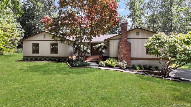 20 Aberdeen Drive, West Nyack, NY 10994