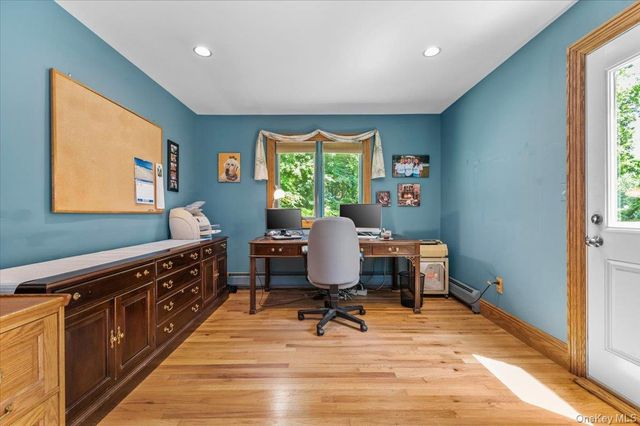 20 Aberdeen Drive, West Nyack, NY 10994