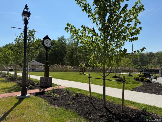 20 Aberdeen Drive, West Nyack, NY 10994