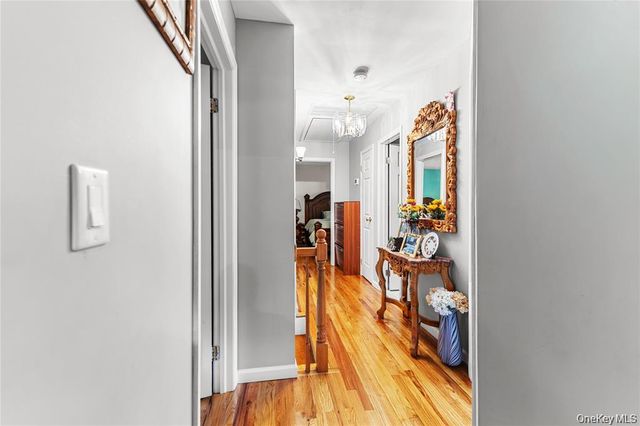 18 Valley Drive, Nanuet, NY 10954