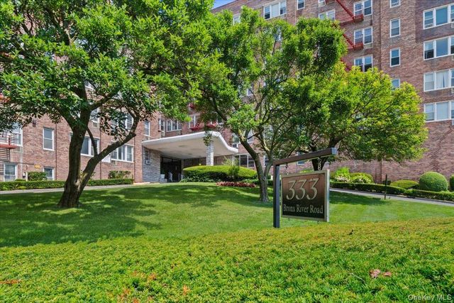 333 Bronx River Road 602, Yonkers, NY 10704