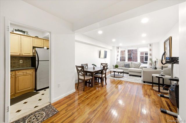 333 Bronx River Road 602, Yonkers, NY 10704