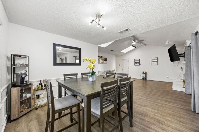 1422 Westwood Drive, Lewisville, TX 75067
