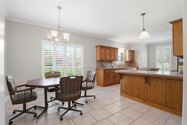 1543 Holly Run Drive, Lake Charles, LA 70611