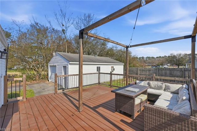 209 Deal DR, Portsmouth, VA 23701