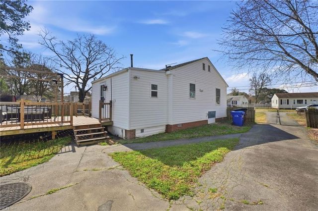 209 Deal DR, Portsmouth, VA 23701