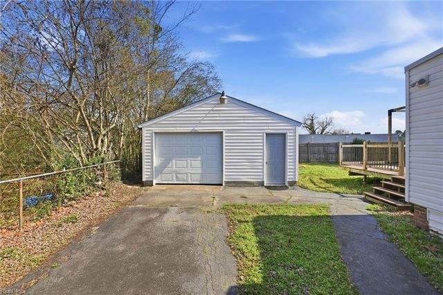 209 Deal DR, Portsmouth, VA 23701