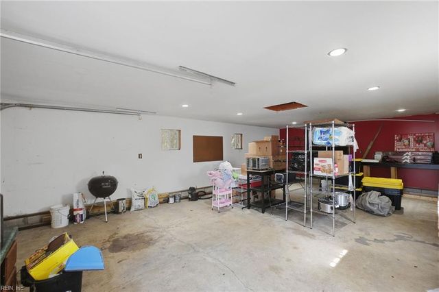 209 Deal DR, Portsmouth, VA 23701