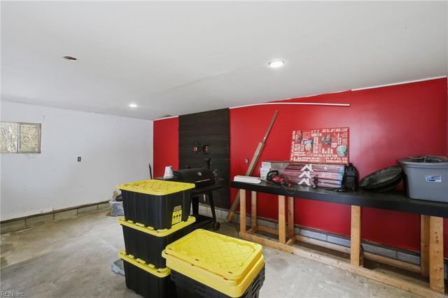 209 Deal DR, Portsmouth, VA 23701